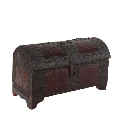 Coffre Ancien de Voyage Moitié du '600 Cuir Bois Décoration