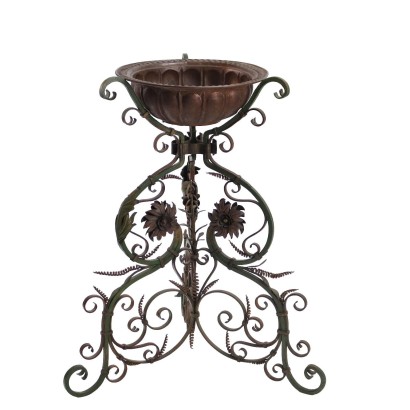 Wrought Iron Perch with Basin i