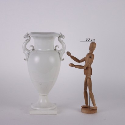 Vase en porcelaine fabriqué par KPM