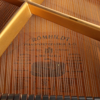 Römhildt grand piano