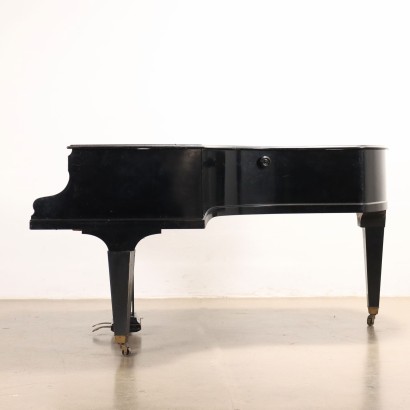 Römhildt grand piano