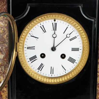 Countertop Clock in Black Marble