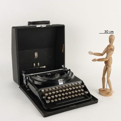 Ico Olivetti Typewriter