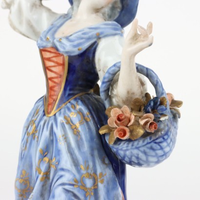 Pareja de figuras de porcelana Capodim.