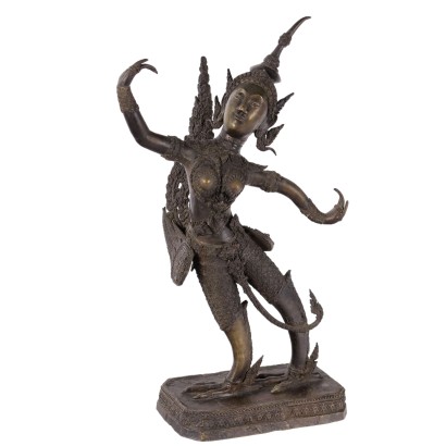 Figura in Bronzo di una Apsara Ninfa Celeste