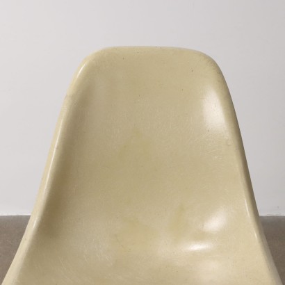 DSS chair by Charles & Ray Eames for,Charles & Ray Eames,Charles & Ray Eames,Charles & Ray Eams,Charles & Ray Eames,Charles & Ray Eames,Charles & Ray Eames,Charles & Ray Eames,Charles & Ray Eams,Charles & Ray Eams,Charles & Ray Eams