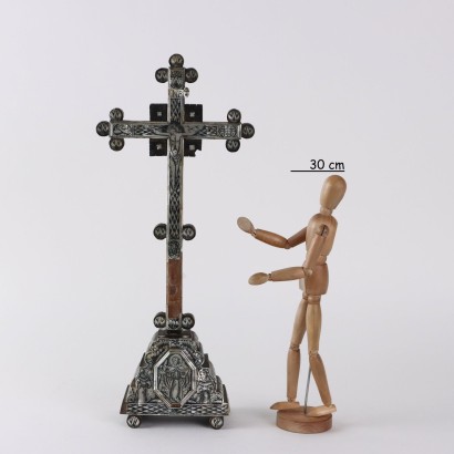 Crucifix en Bois et Nacre