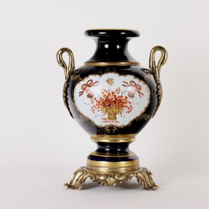 Richelieu Man. Vase Porcelain Europe XX Century