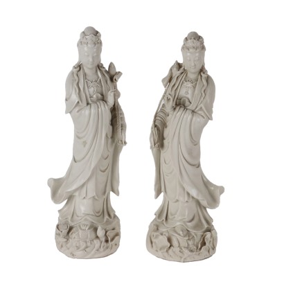 Paar Guanyin Skulpturen Porzellan China XX Jhd